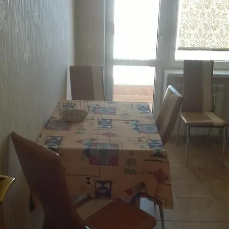Appartamento On Prytyckaha Street 73